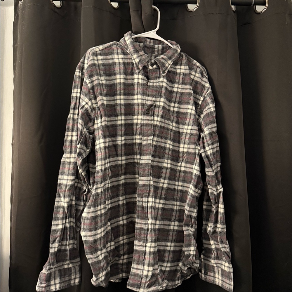 Eddie Bauer Men's Plaid Button-Down Shirt - Gray and Red